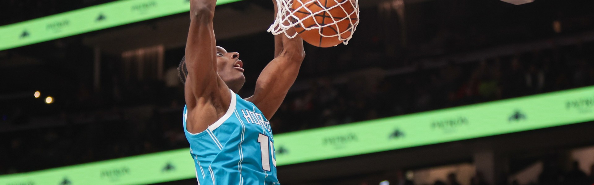 开云体育官方网-大胜绿军！迪亚巴特：强硬的身体对抗&amp;冲击篮下让我们占据上风