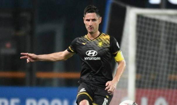 KaiyunSports-开云体育-亚冠参赛球员最大年龄纪录刷新 本内特盼继续登场