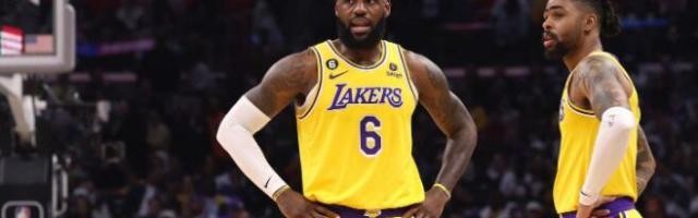 开云体育官方网址-湖人输德比非坏事！避开太阳坐七望六 等勇士犯错